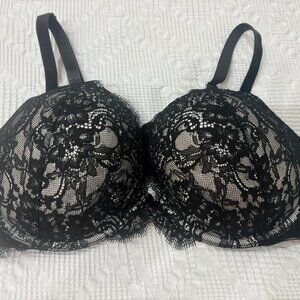 Victoria Secret Lace Push Up Bra 38D with hints of Rhinestones